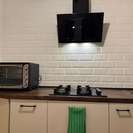 M1 Luxury Near Manufaktura